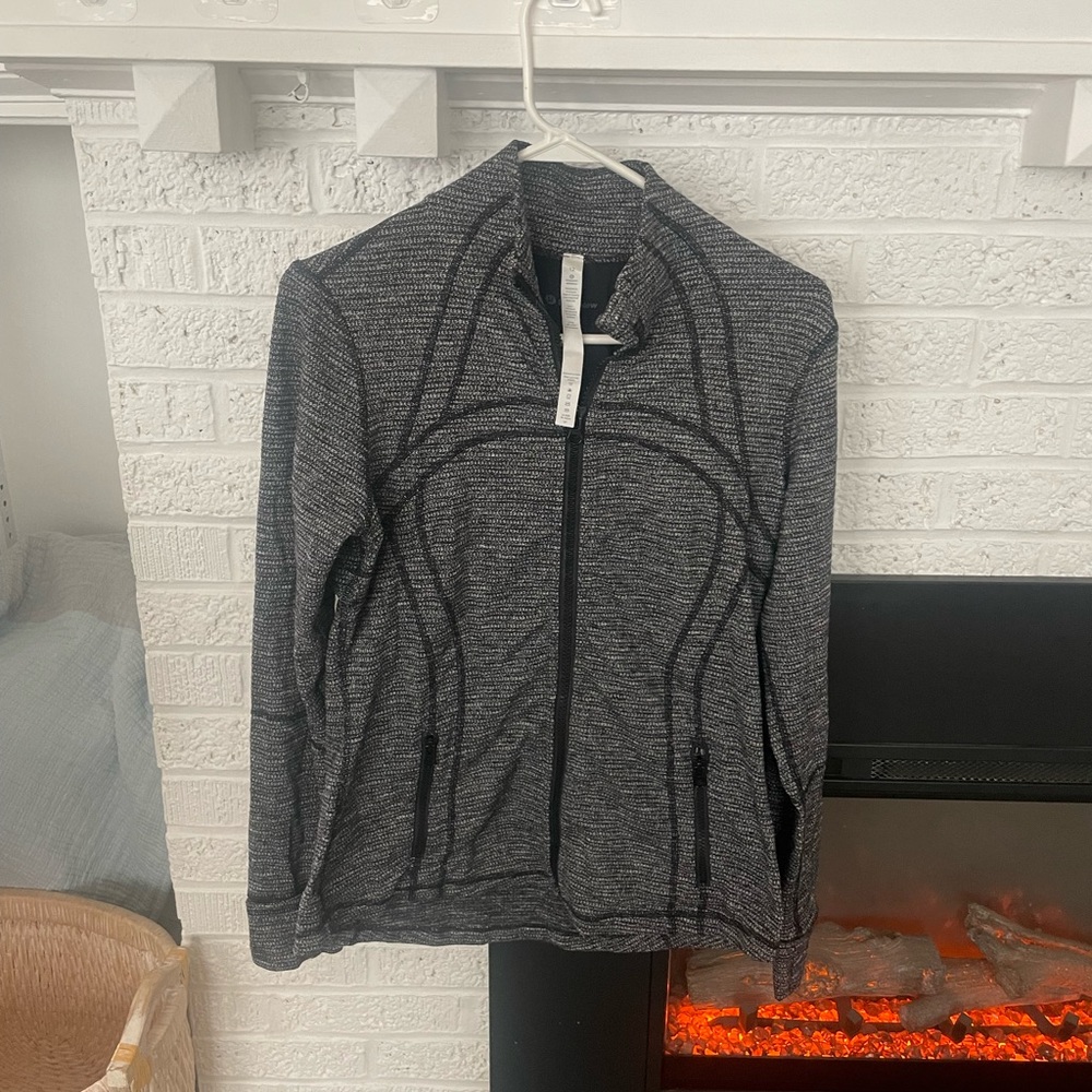 Lululemon Black and Gray Marled Full-Zip Jacket
